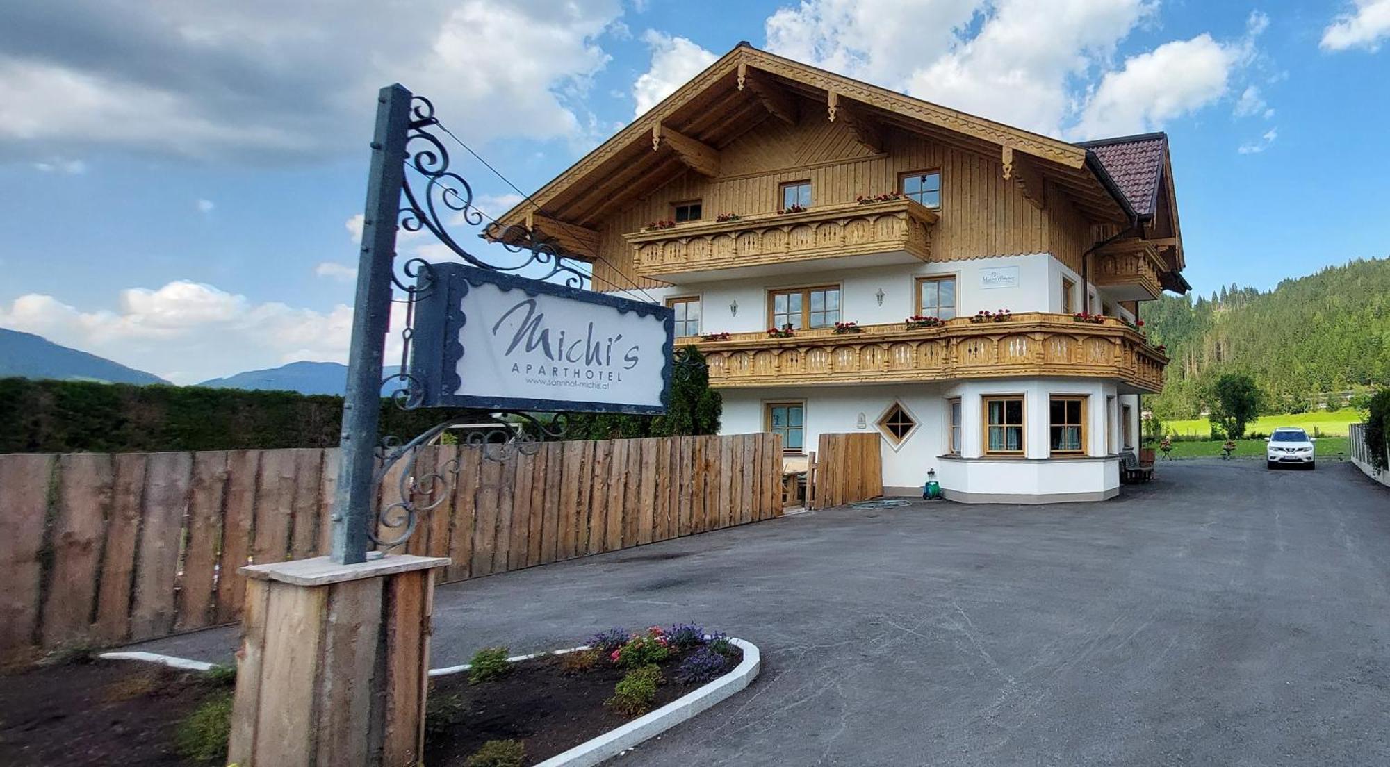 Michis Aparthotel Flachau Dış mekan fotoğraf